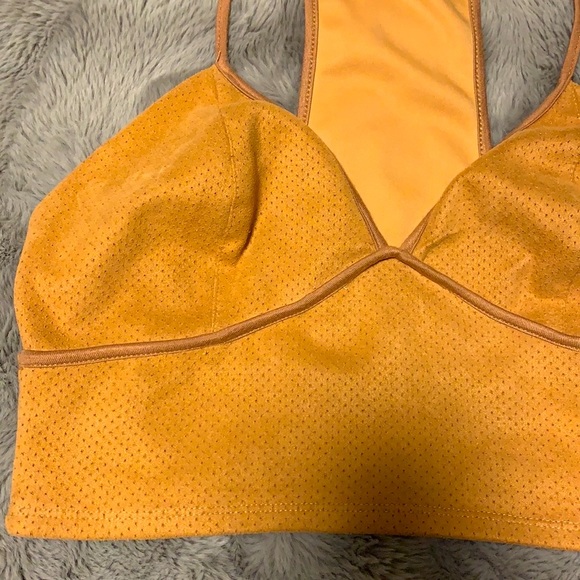 NWOT Faux Suede Fashion Top🤎 - Picture 3 of 9